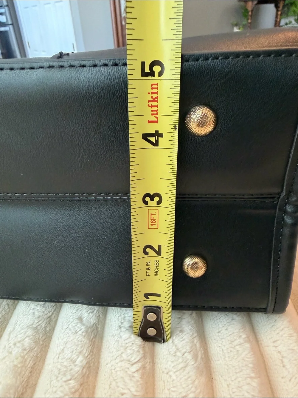 Loveook Black Laptop Tote with Detachable Strap and Wristlet